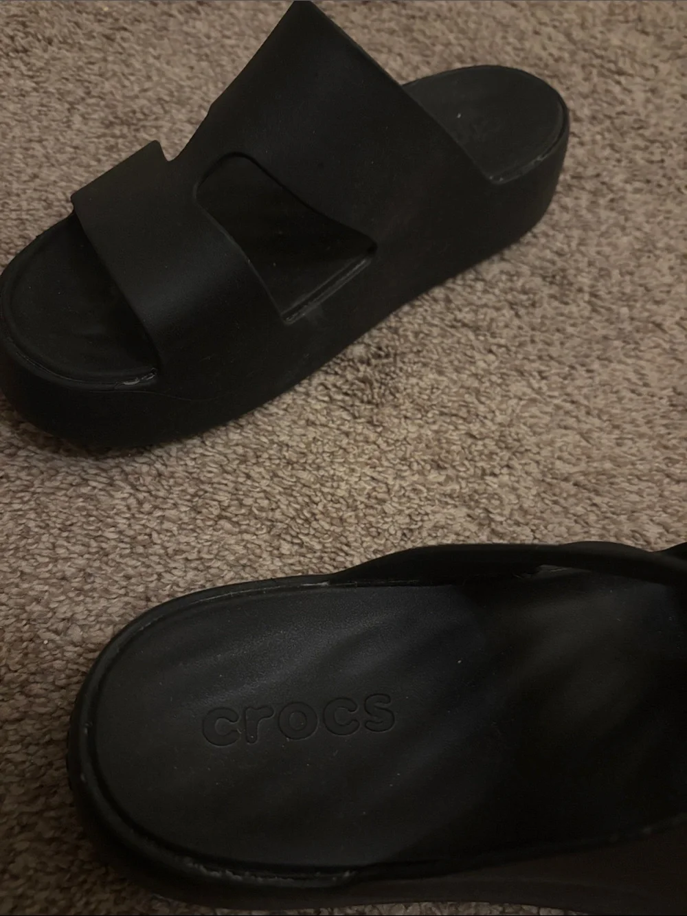 CROCS Platform Getaway H Strap Sandals - Picture 2 of 4